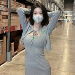 推特小娇妻多人运动视频7部5.7G浴室实录