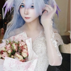 推特水银灯COS知更鸟伪娘视频450M1V太诱惑