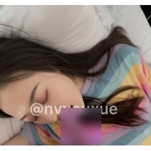 潇潇私密视频20部9G展示推特热传