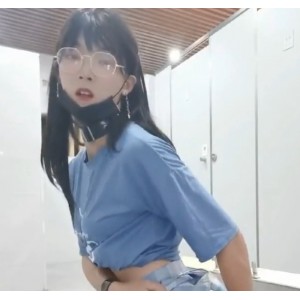 推特眼镜长腿厕所门88部50G超感觉