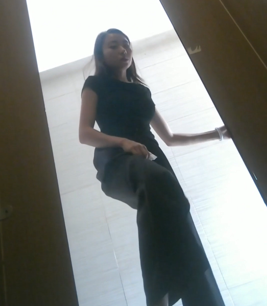 夜场蜜桃实况记录多人1G珍藏版