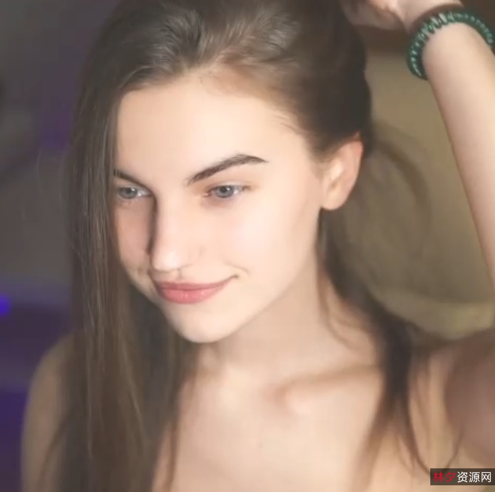 妖舌31.3G私拍65部推特展示珍藏版