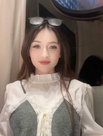 推特mihray西域私拍多部200M珍藏版